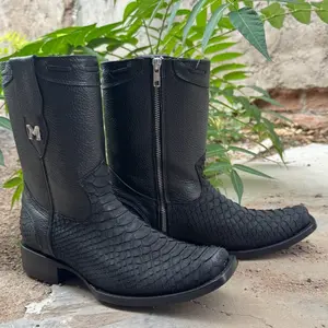 Dilan para caballero Dubai