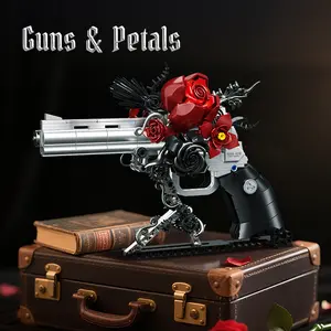 Guns & Petals Gothic Rose Revolver Building Kit (631PCS) – Silver & Black Metal-Art Sculpture with Red Roses, Thorns & Vines, Dark Botanical Block Set for Gothic Fans & Collectors, Ideal Christmas Gift & Home Decor for Girls Teens