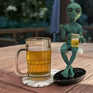 Funny Alien Beer Drinking Statue, Humorous Resin Figurine with Beer Mug, Cool Room Decor and Perfect Gift for Sci-Fi Fans halloween,Valentine's Day gift Mother's Day gift