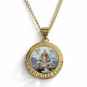Collar Virgen de la Caridad del Cobre  Protección, Fe y Elegancia en Oro