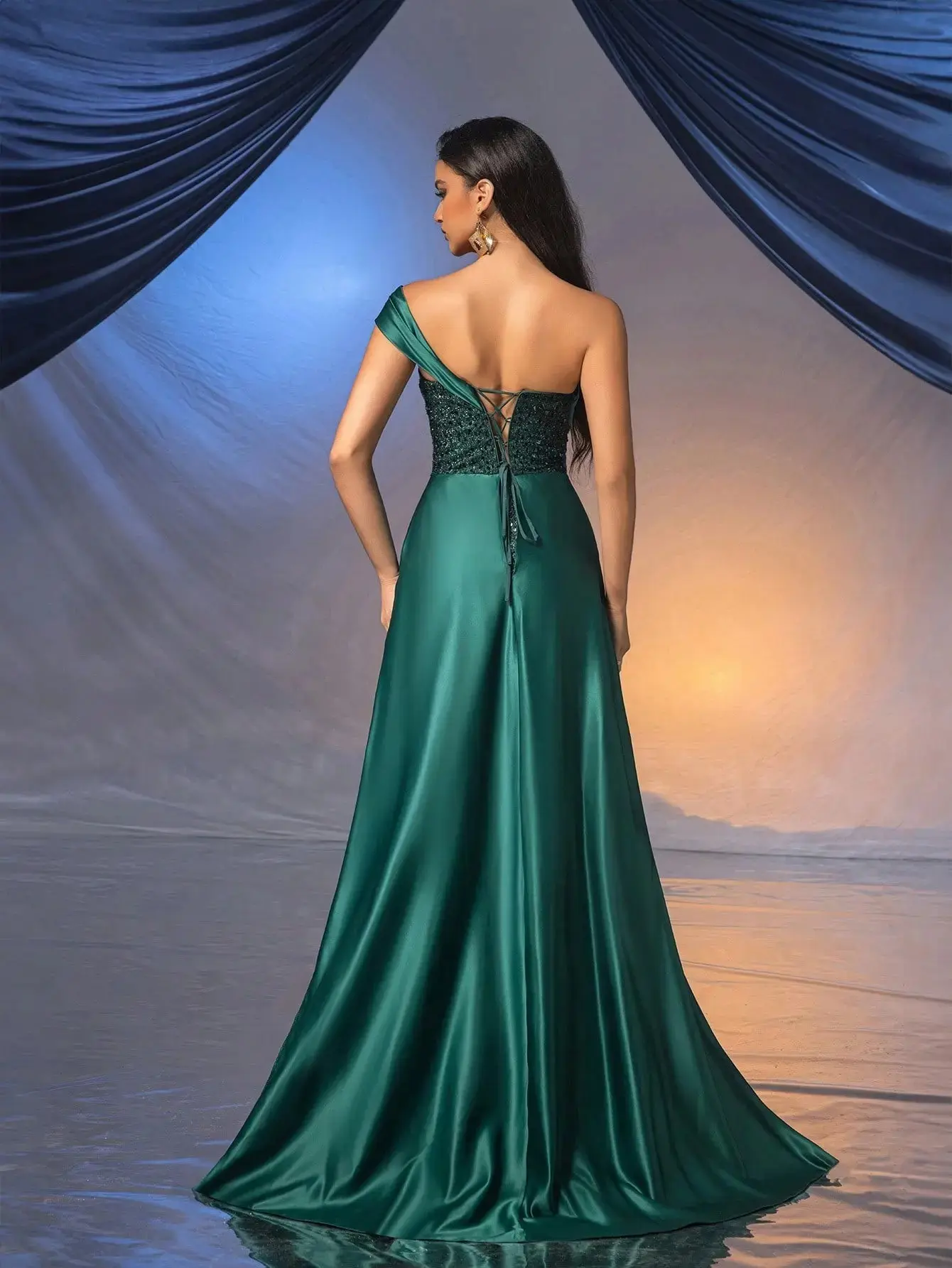 Women’s Emerald Green Asymmetrical Neck Cold-Shoulder Sequin Satin Mermaid Maxi Dress with High Slit Formal Evening Prom Gown