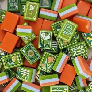 Viral Aesthetic Green Pink Floral American Mahjong Set , Pastel Macaron Acrylic Tiles , Perfect Gift for Her , Complete 160 Tiles for Girls' Night, Game Night & Family Fun