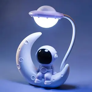 Creative Moon Astronaut Toy Nightlight, LED Small Desk Lamp Suitable for Bedroom Decoration, Christmas Gifts.
