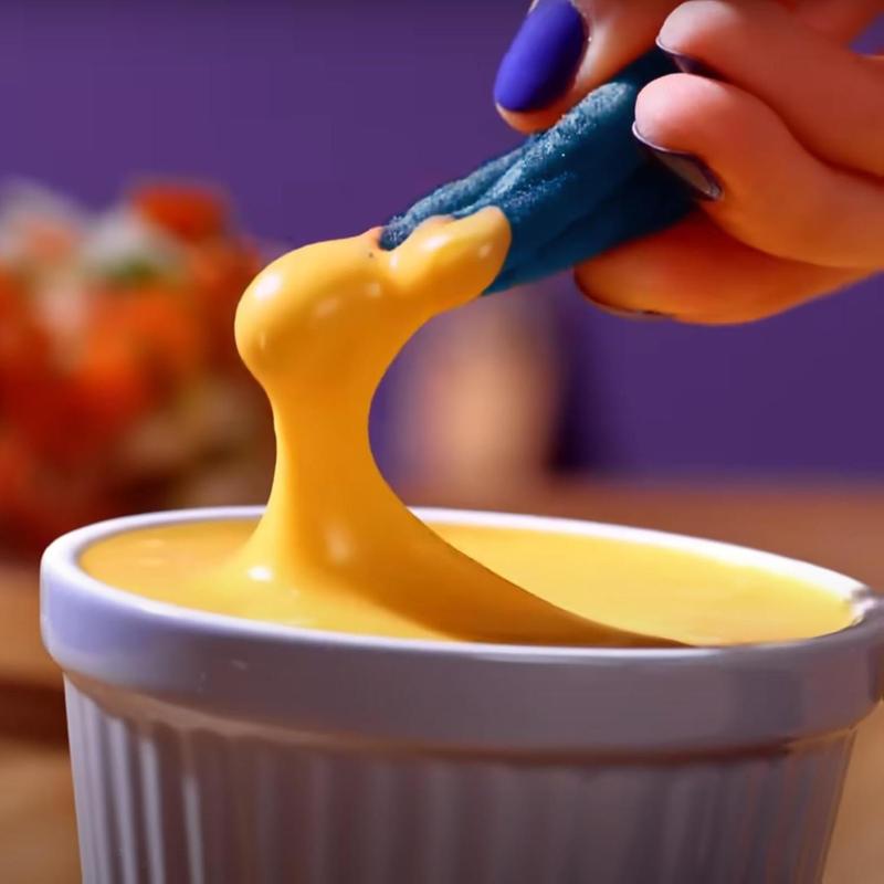 Takis Blue Heat 17 oz Fiesta Size Bag, Hot Chili Pepper Flavored Extreme Spicy Rolled Tortilla Chips