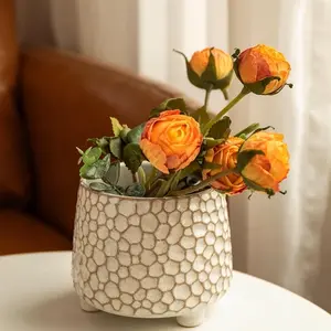 Creative Ceramic Storage Jar, Vintage Relief Design, Durable Triangular Organizer, Multi-Functional Decorative Container, Ideal for Makeup & Kitchen Tools