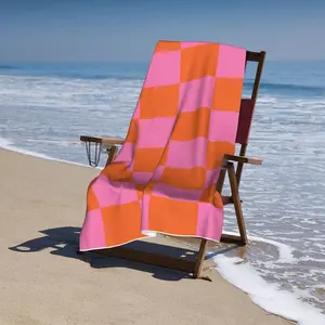 Oversized Quick-Dry Beach Towels Featuring a Pink And Orange Checkerboard Pattern, Highly Absorbent for Pool Use