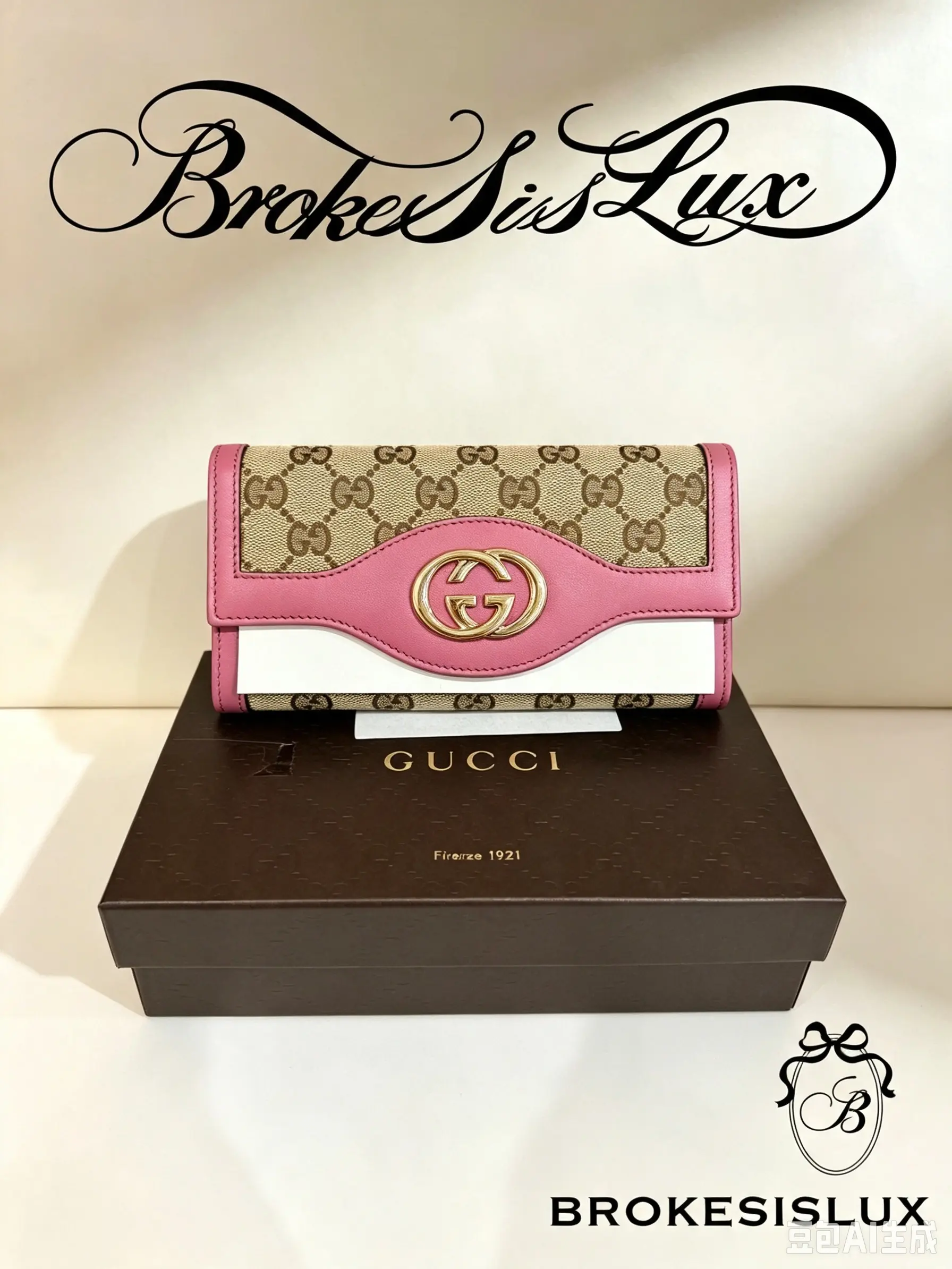 Pre-owned GUCCI Continental Flap Long Wallet, Beige GG Supreme Canvas with Pink Calfskin Trim, Interlocking GG Gold Hardware