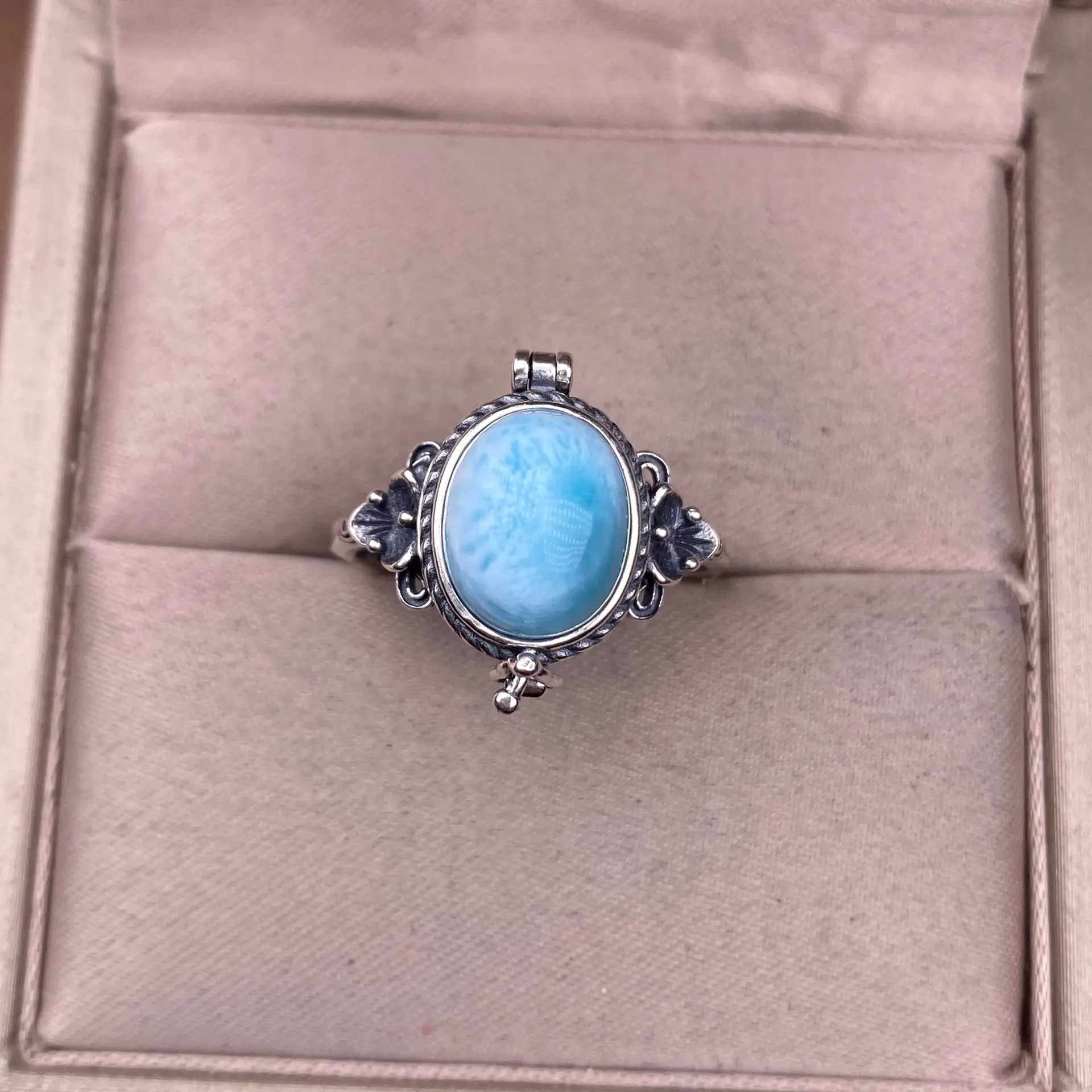 Larimar