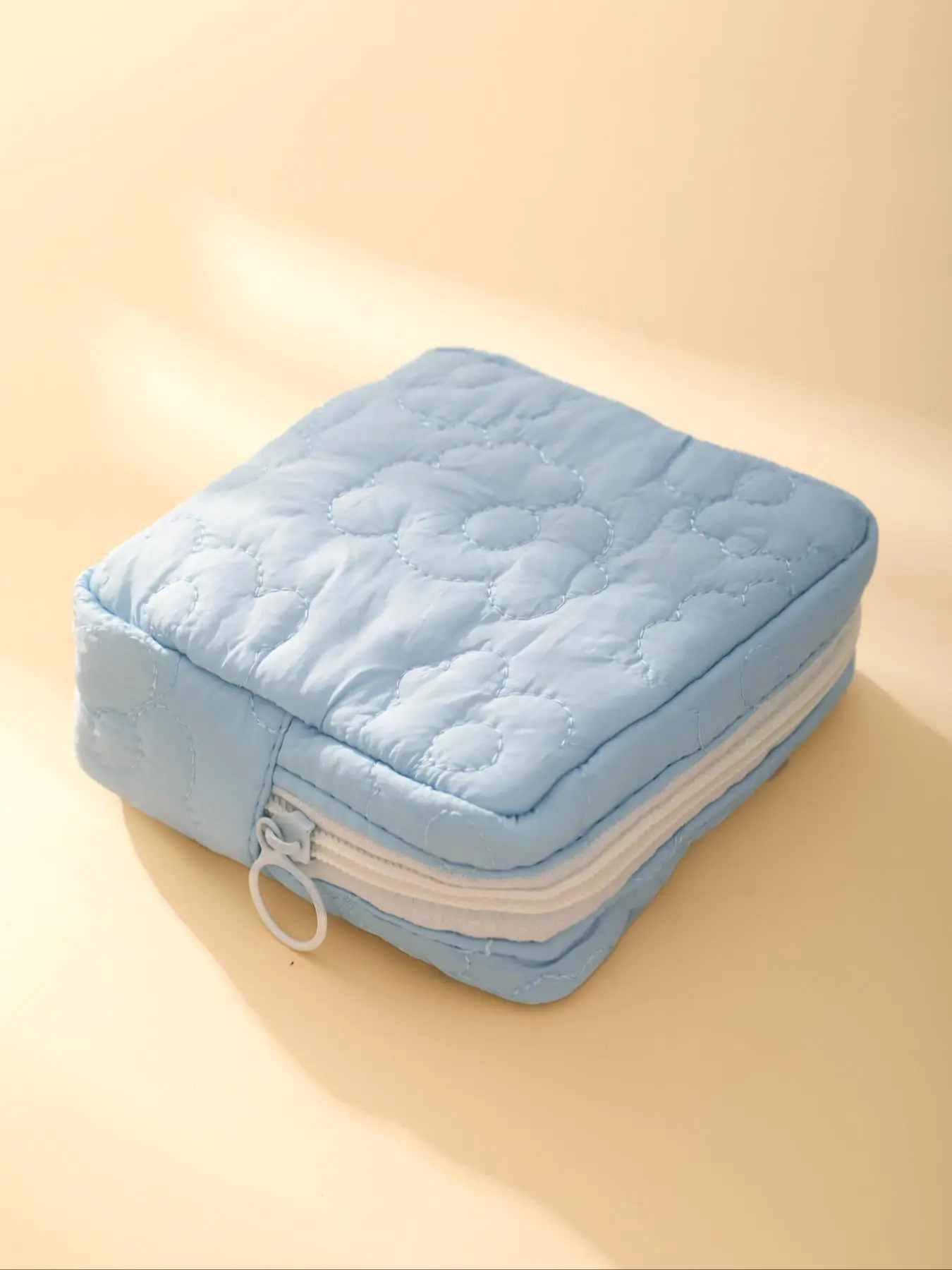 Cute Floral Quilted Design Mini Makeup Bag, Fashion Portable Travel Toiletry Cosmetic Storage Bag, Versatile Zipper Makeup Organizer Pouch