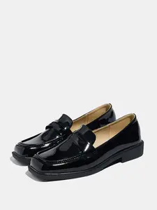 Black Classic Women's Loafers - Slip-On Casual Flats, Comfortable & Stylish for Everyday Wear, All Seasons.