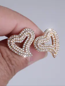 Luxury delicate crooked heart women's earrings inlaid with white synthetic zirconia embellishments Women's Trendy Hundred Jewelry Gifts