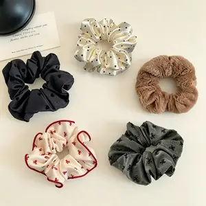 5pcs Elegant Satin Scrunchie, Soft Hair Tie, Textured Hair Tie for Ponytails, Sweet Hair Tie for Ponytails Buns and Braids, Fashionable Hair Accessories for Any Outfit