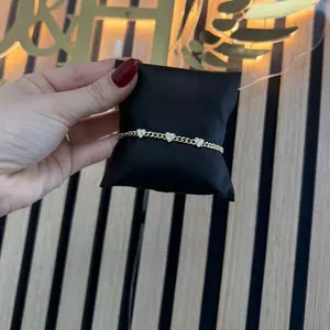 Pulsera de eslabón cubano con diseño de corazón en plata 925