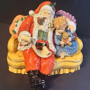Heritage Mint LTD  Piece Porcelain Christmas Setting 2003 Santa