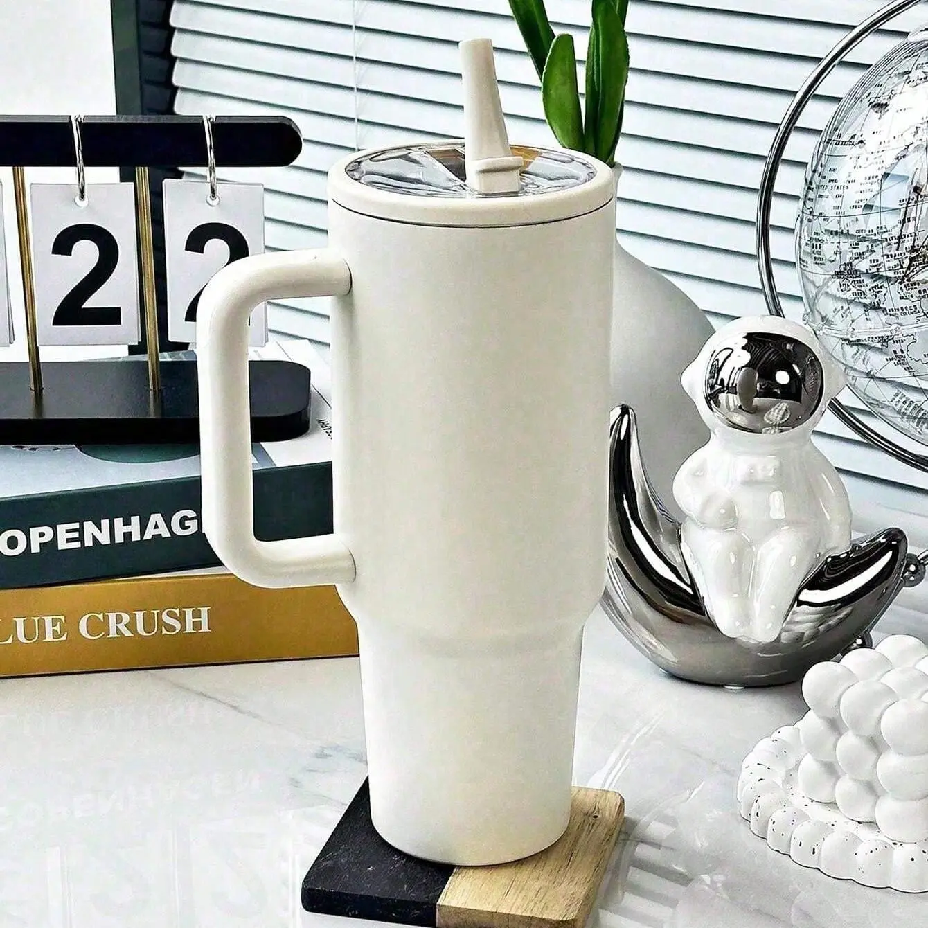 40oz Leak-Proof Stainless Steel Travel Mug/Cup Leakproof Insulated Coffee Tumbler With Lid, Straw, And Handle, Suitable For Hot/Cold Beverages Insulated Drinkware Thermal Water Bottle Insulated Drink Tumbler