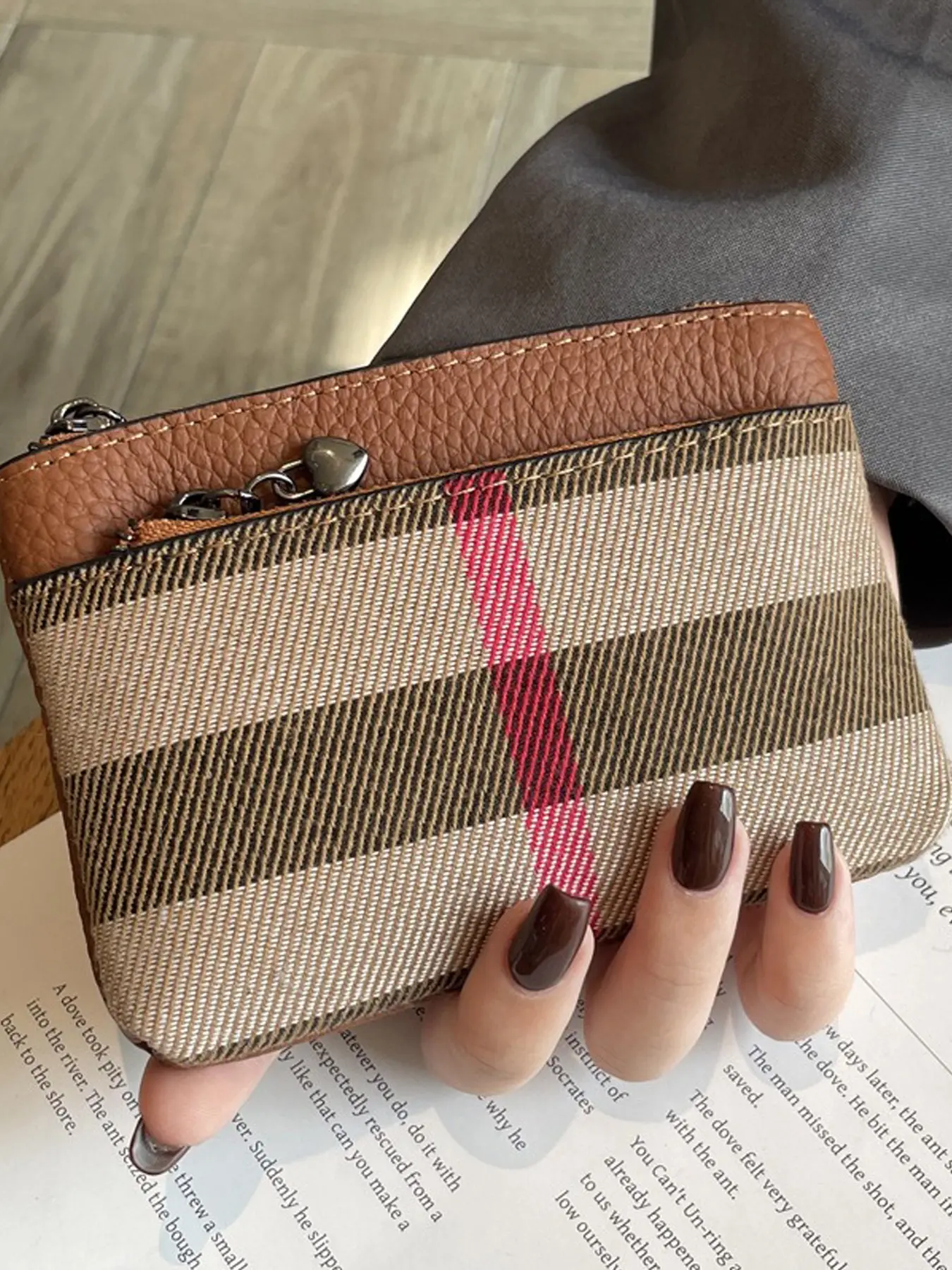 Women Double Zipper Casual Trendy Wallet PU Leather Fashion Small Mini Pocket Size Coin Purse Suitable for Travel Gifts