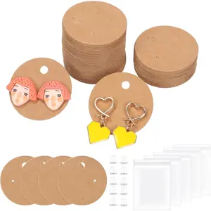 600 count  Paper Earring Display Cards Assorment Kit, 4CM-1.6 Inch Round Earring Holder Cards with Earring Backs and Self-Seal Bags, Ear Studs Holder Cards for Ear Studs and Earrings Display