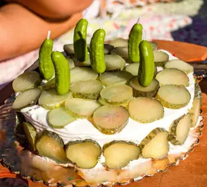 PICKLE PARTY Candles