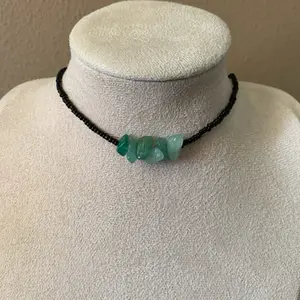 Beaded necklace -necklace with aventurine natural nuggets - collar con piedritas de aventurina naturales