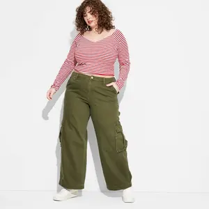 Women's Mid-Rise Wide Leg Cargo Baggy Jeans - Wild Fable