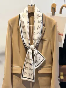 Simple Versatile Horse Print Two-In-One Decorative Scarf, Warm Neck Gaiter for Travel and Dates, Stylish Accessory for All Occasions