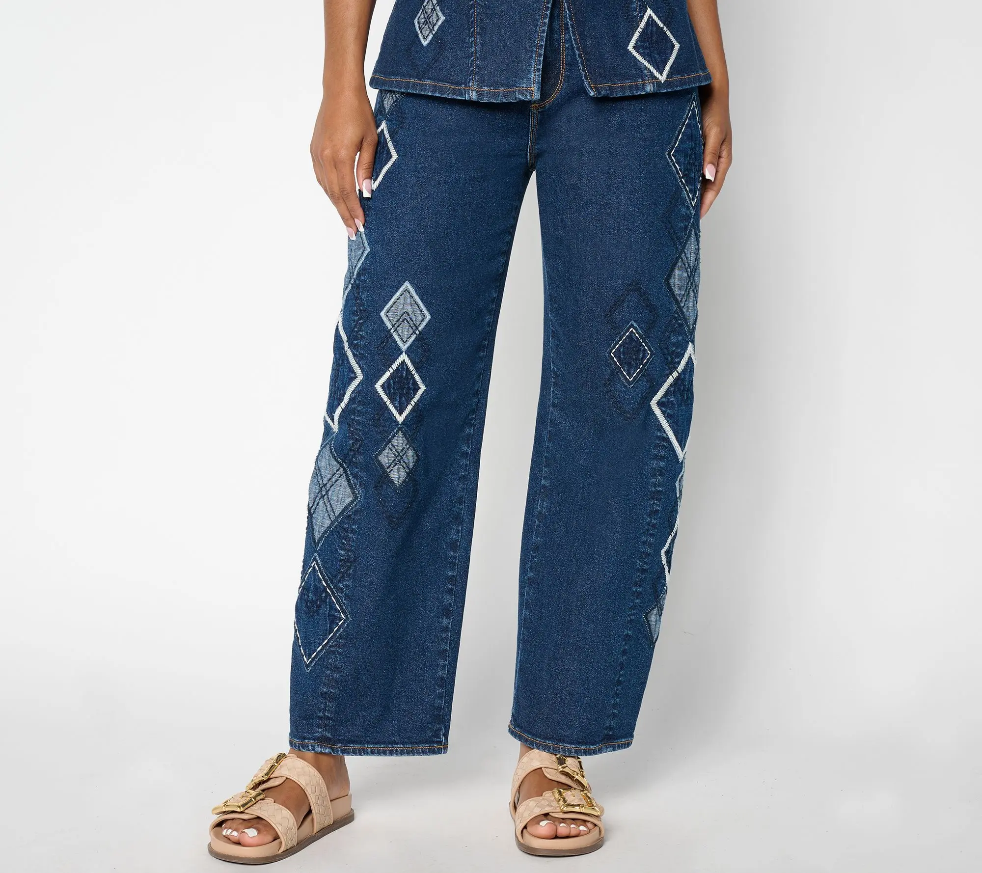 Driftwood Lucy Embroidered Barrel Jean in Medium Wash Argyle Patch