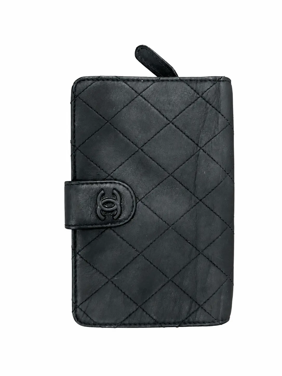 Pre-owned CHANEL Leather Small Leather Goods Black Quilted Compact Wallet