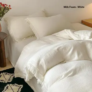 French Tassel White Pink Decor Bedding Set, 3-Piece (duvet Cover + 2 Pillowcases), Soft Breathable Fabric, All Seasons Use, 120g/m², Soft Bedding Sets