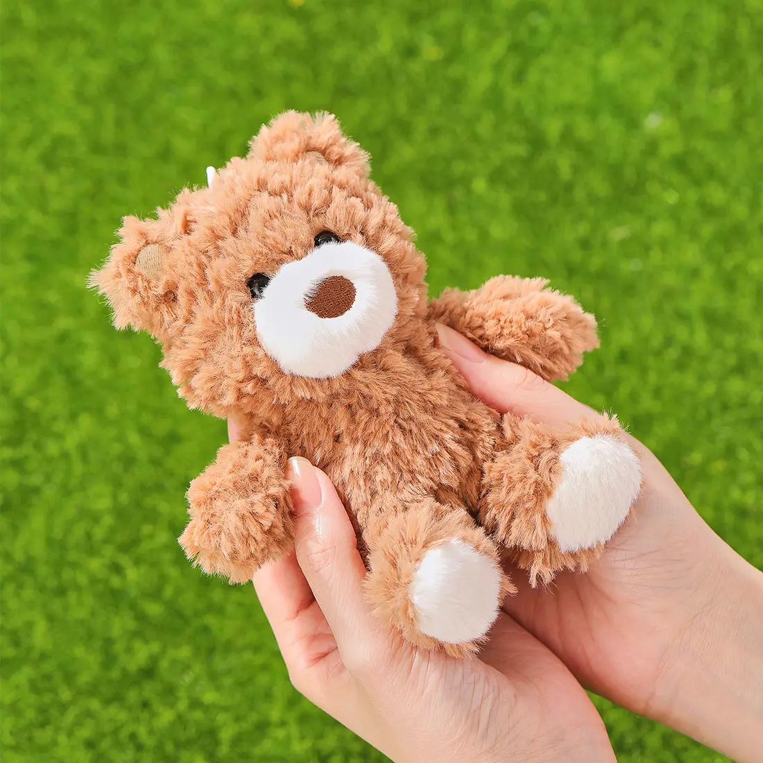 MINISO Gifford Bear Mini Plush Keychain | 14cm Cute Fuzzy Bear Bag Charm | Soft Vibrant Edition Teddy Bear Pendant | Kawaii Accessory & Gift for Friends