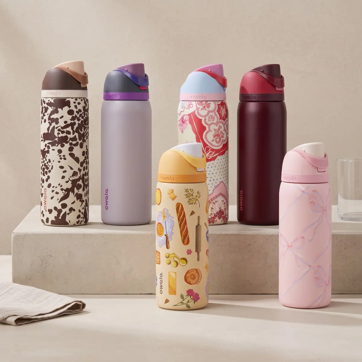 Owala FreeSip Insulated Water Bottle 32OZ , Built-In Straw Lid, Double-Wall Insulated, Flip-Lock Lid, Leak-Resistant Design,Cowgirl Core,Brunch Bunch,Black Cherry,Sugar Plum Fairy