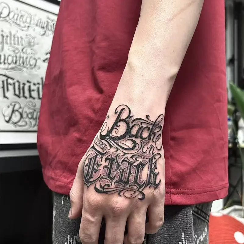 6 large herbal temporary tattoo stickers, including 1 sheet of calligraphy elements and 5 random styles, lasting 7-15 days, waterproof and abrasion-resistant, with a realistic effect, suitable for those who are afraid of pain and don't want a tattoo.