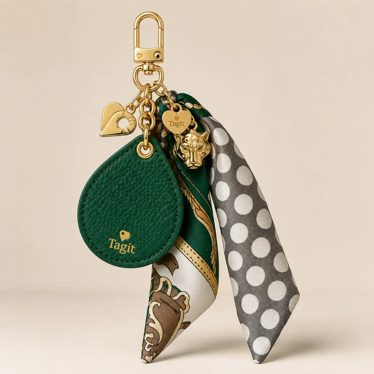 Spirit Animal AirTag Bag Charm — Dark Green Panther