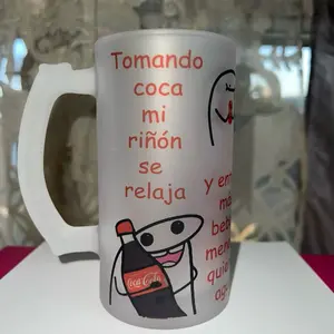 Tomando Coca/frosted mug 16