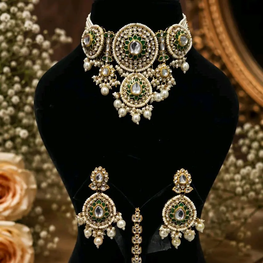 Meenakari Kundan Choker Set with Intricate Beaded Detailing for Traditional Occasions