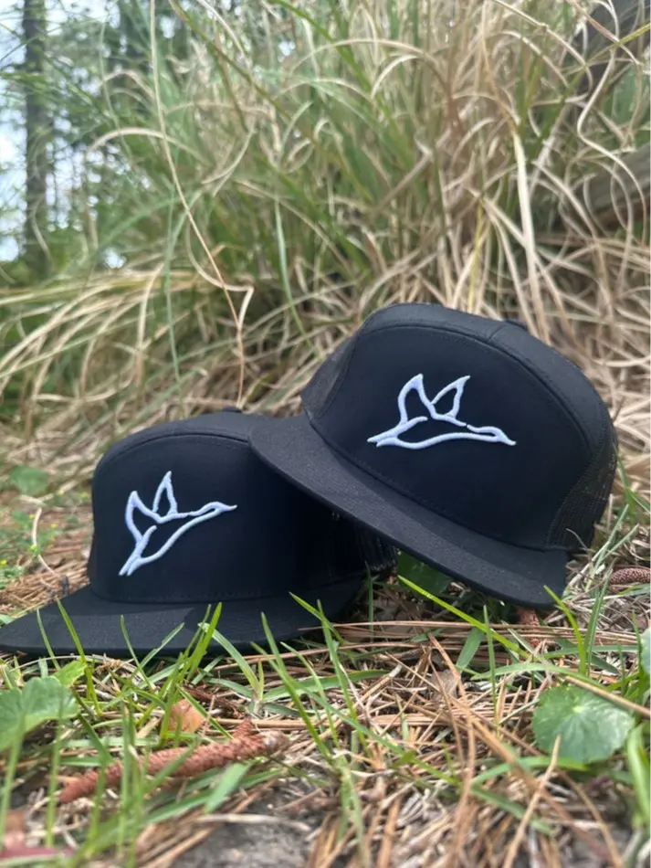Duck Icon Flying 7 Panel BrackishWhite Trucker Hat, Full Black and White Embroidered Snapback