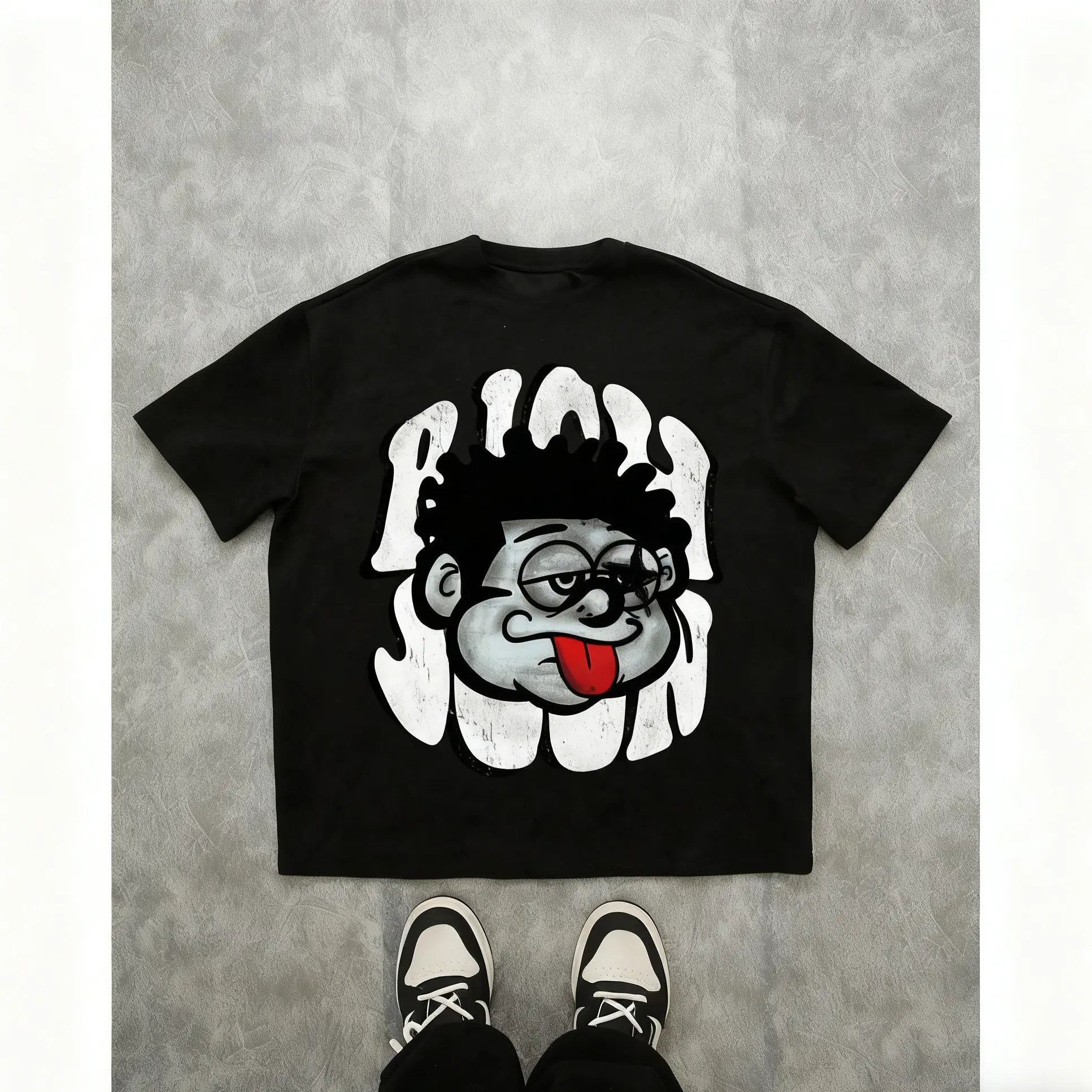 Men's Graphic Print T-Shirt with an Oversized Drop Shoulder Fit, Casual Short Sleeve Round Neck Top for Menswear