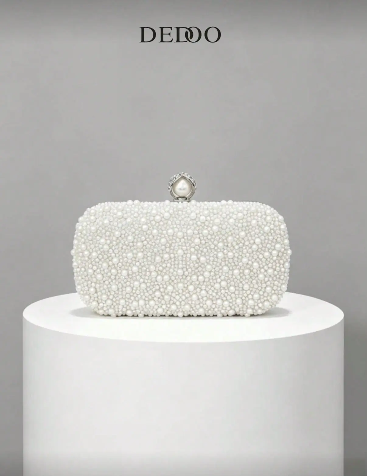 Women's Retro Beige Faux Pearl Fashion Luxe Clutch - Chic 2026 Evening Bag, Wristlet, Daily Crossbody Wallet for Holiday, Wedding