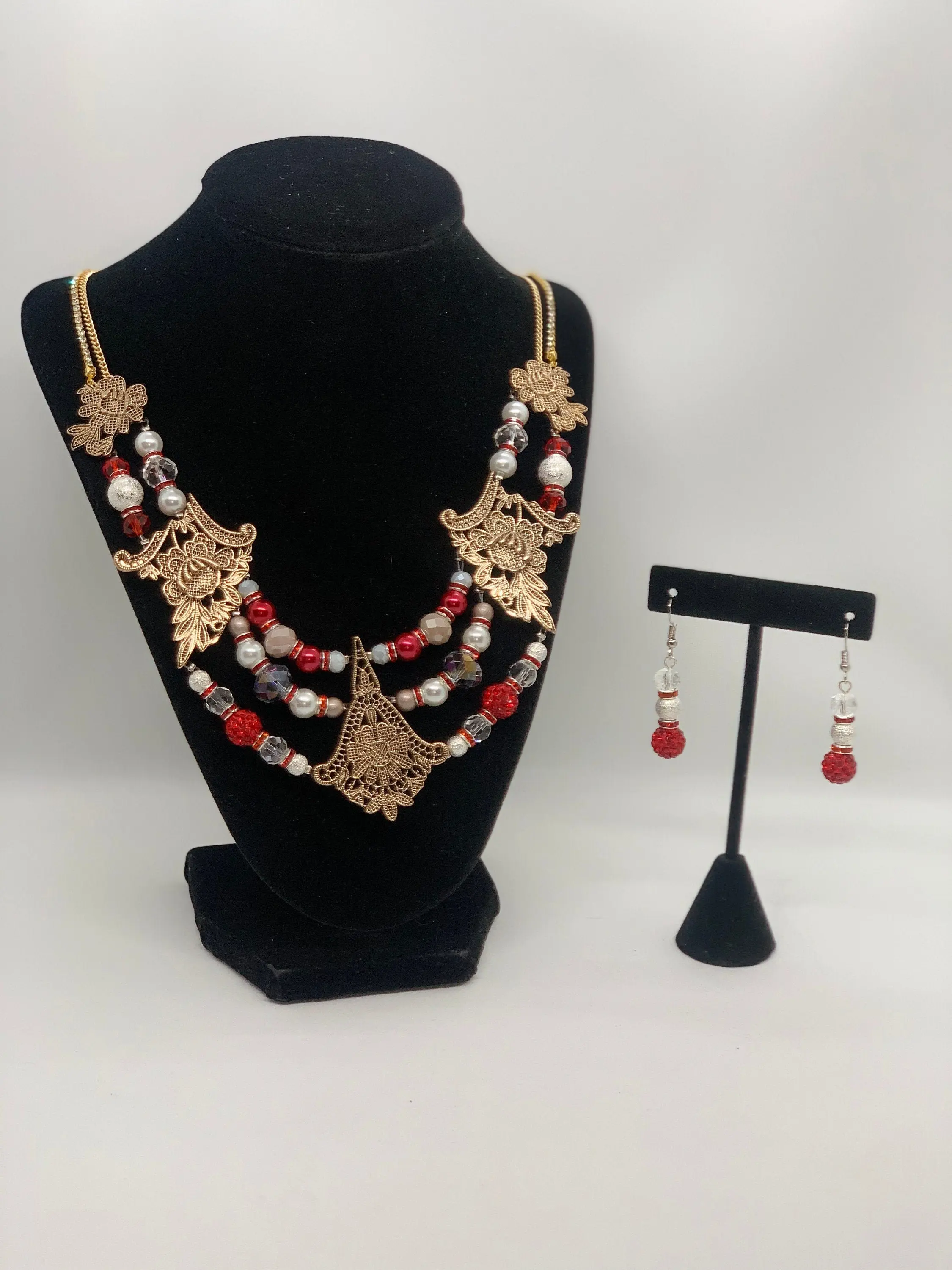 Knockout Design Shop Vintage Style Evie Necklace and Earrings Set