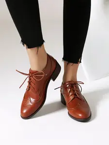 Women's Chunky Heel Round Toe Lace-Up High Heels, Fashionable Brogue Street Style, Comfortable & Stylish Footwear for Daily Wear