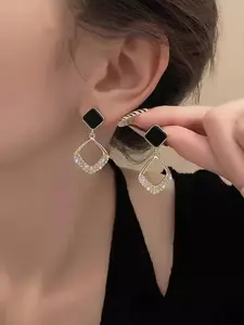 Elegant Diamond Earrings Set, High-Quality Jewelry Gift for Women, Perfect Accessory for Special Occasions & Daily Wear