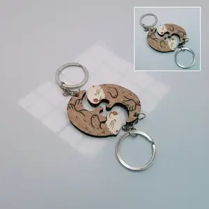 Otter Couple Design Keychain, Wooden Keychain, Cute Keychain for Couple, Keychain Kawaii, Matching Puzzle Keychain for Bag Car Phone, Fashion Accessories for Men & Women