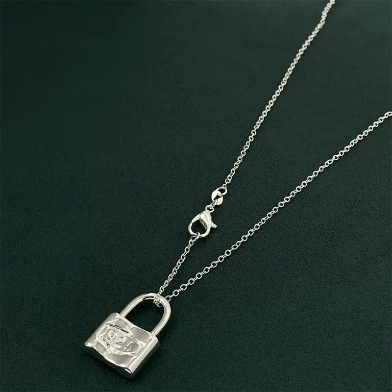 Women's 925 Sterling Silver Romantic Lock Charm Necklace, High-Quality Fashion Jewelry for Wedding Party, Romantic Gift