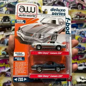Auto World Chevy F-body camaro z28 2-pack Diecast car 1:64 scale