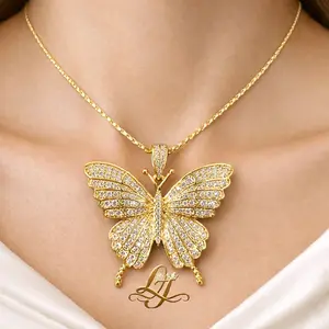 cadena con colgante de mariposa laminado para uso diario