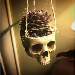 Hanging Skull Planter. Great with air plants