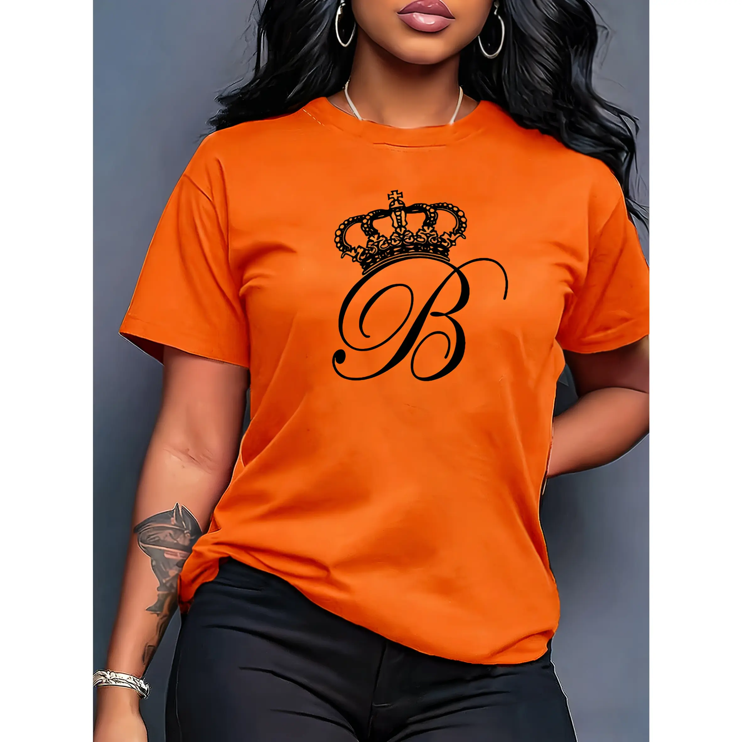 Women's 100% Cotton Oversized Graphic Tee - Smooth, Casual Round Neck Shortsleeve Top with Crown & Letter B Pattern, Machine Washable, Comfortable Fit, Elegant Logo, Multiple Colors, for Daily Wear & Vacation