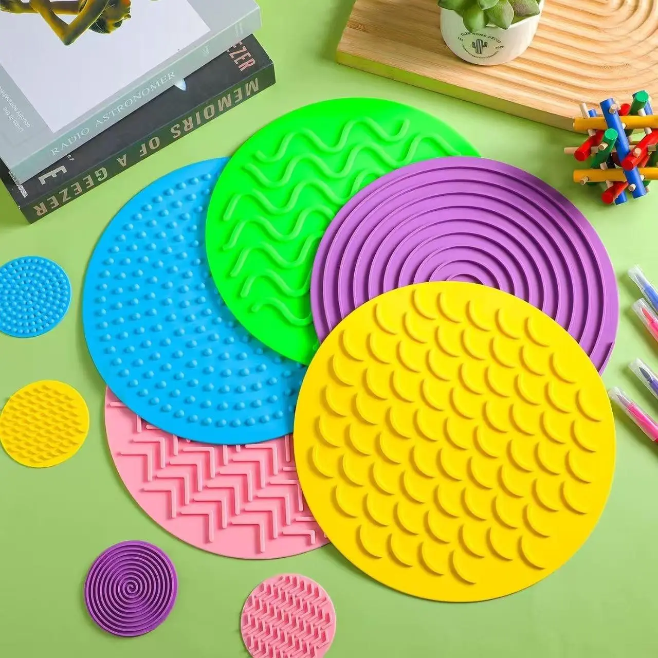 10 Piece Candy Color Sensory Mats, Textured Touch Toys, Early Learning Games, Stress Relief, Child Development, Pairing Games, Play Mats