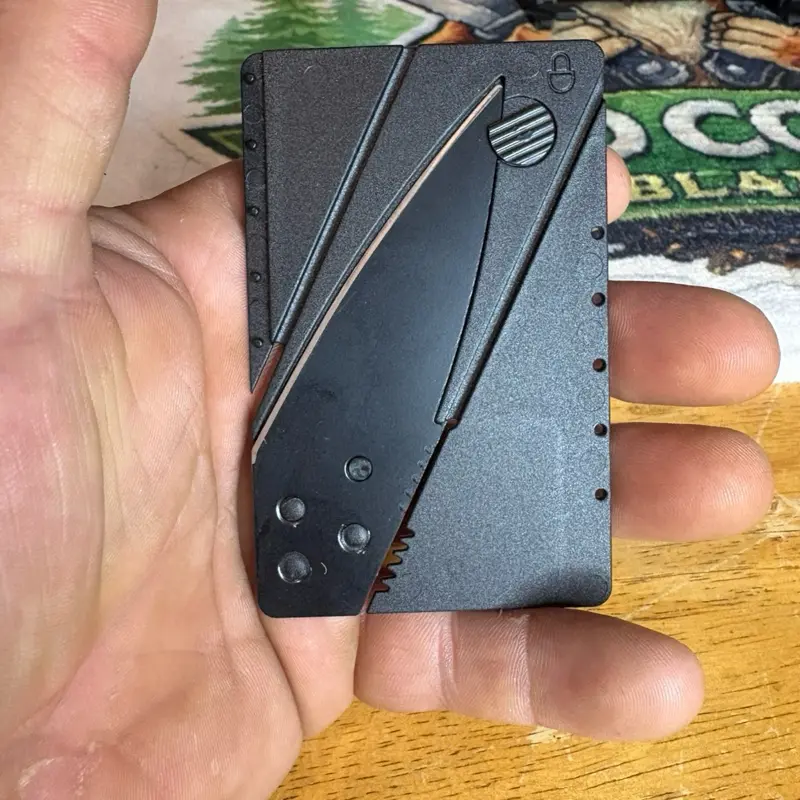 Multi-Tool, Portable Credit Card-Sized Utility Knife for Outdoor Camping, Emergency Use