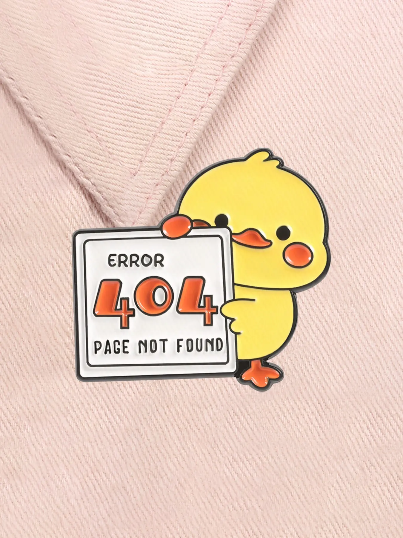 Error 404 Page Not Found Enamel Pin Duck Holding Sign Error Prompt Text Alloy Brooches Clip Lapel Backpack Badge Fashion Jewelry Accessories Gifts for Friends Fashion Accessory