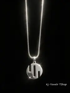 Viltrumite Necklace Invincible Superhero Anime Jewelry Fashion Pendant Cosplay Accessories for Fans Collection Gift
